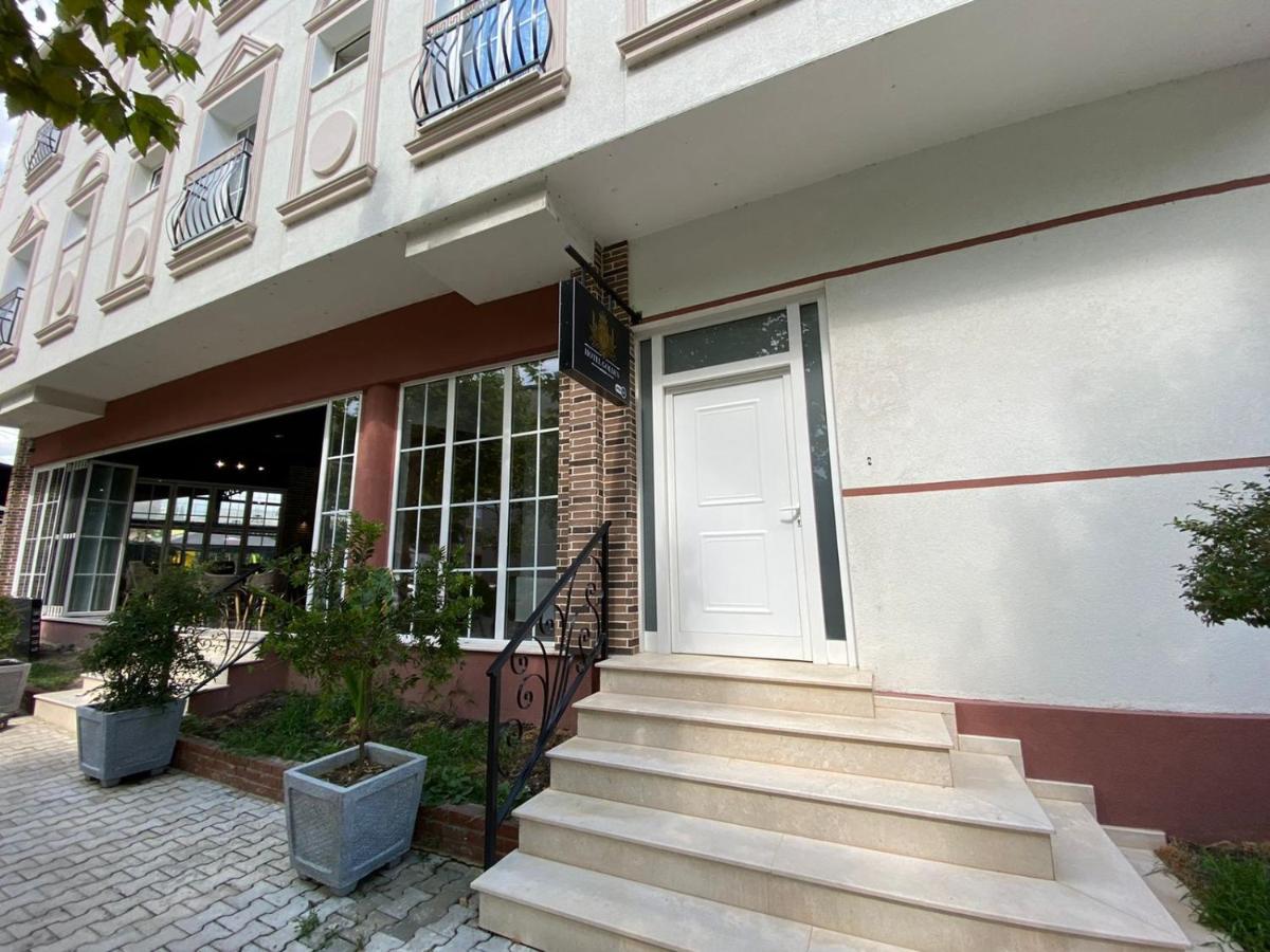 Hotel Golden Elbasan Exterior photo